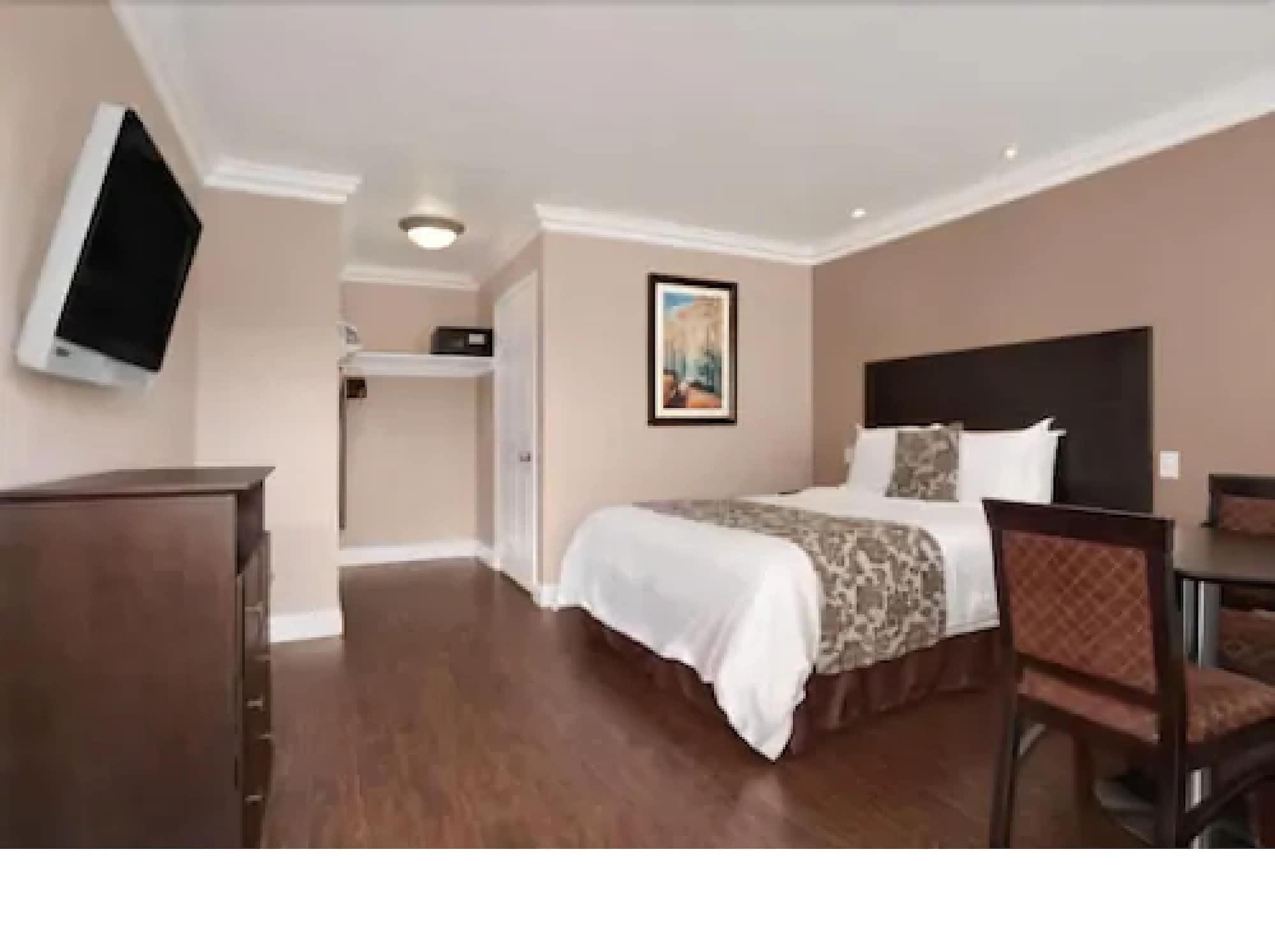 Travelodge Ломпок Экстерьер фото